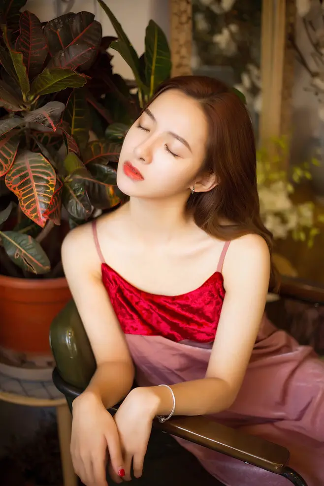 临沧广州高端商务伴游晓雯