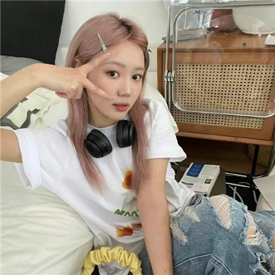 临沧伴游女生左惜筠的资料